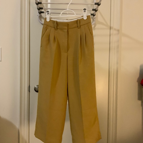 The Effortless Pant™ Cropped (Sandy Beige, Size 00 Short) - Picture 2 of 2